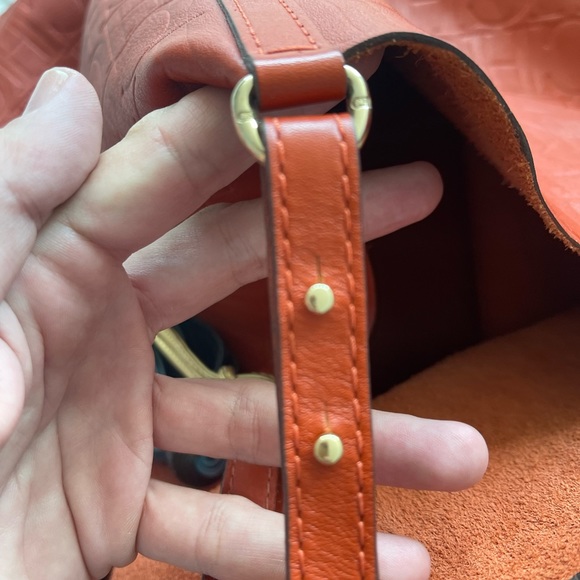 AUTHENTIC 💯👜 CAROLINA HERRERA LEATHER MATRYOSHKA BAG - Picture 8 of 13